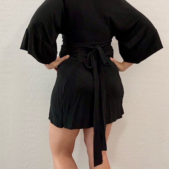 Banana Republic Issa black baby doll cocktail wrap dress - Picture 4 of 8